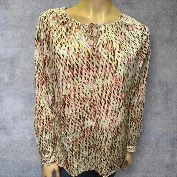 The Limited women’s satin long sleeve printed top size M - Picture 1 of 11